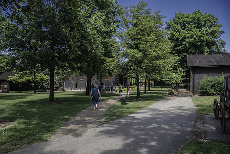Campus and trees and sidewalk at Maker's Mark Distillery, Kentucky thumbnail