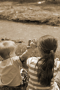 boy and girl holding hands thumbnail