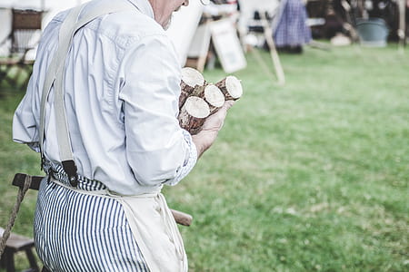 man in white dress shirt thumbnail