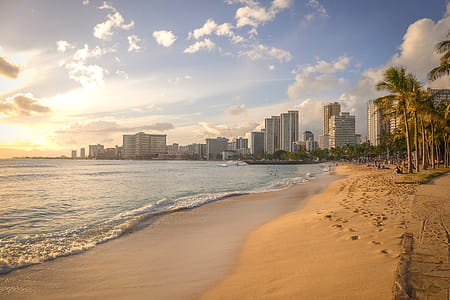Waikiki Beach thumbnail