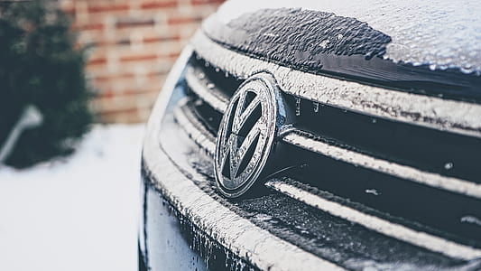 closeup photography of black Volkswagen car thumbnail