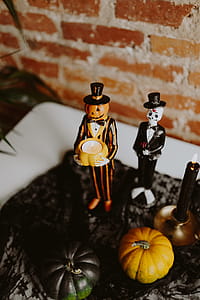 Halloween decorations with Boo Letters thumbnail
