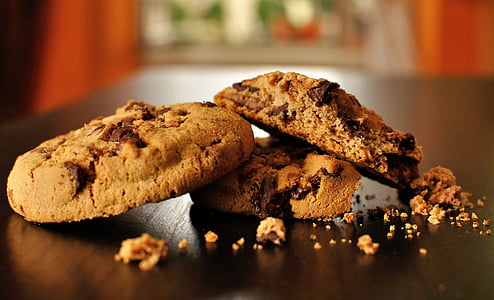 shallow focus photography of cookies thumbnail