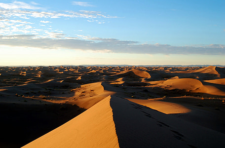 photography of desert thumbnail