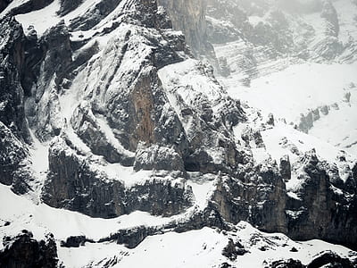 snow covered mountain thumbnail