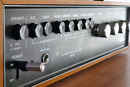 brown and black amplifier thumbnail