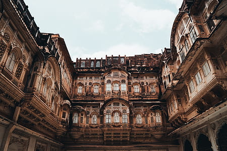 groundview photo of brown building thumbnail