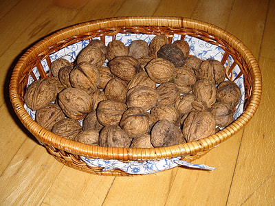 Basket of Walnuts thumbnail