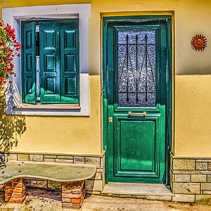 green wooden door thumbnail