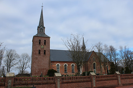 Church St Pankratius Oldenwort, Church thumbnail