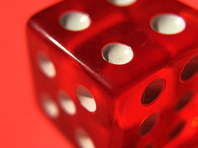 red dice cube thumbnail