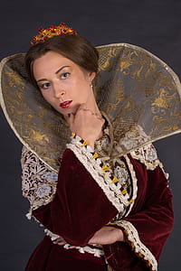 woman holding her chin thumbnail