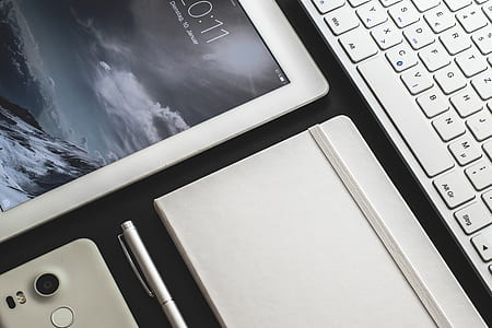 turned on white iPad thumbnail