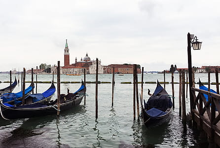 several blue gondolas on deck ] thumbnail
