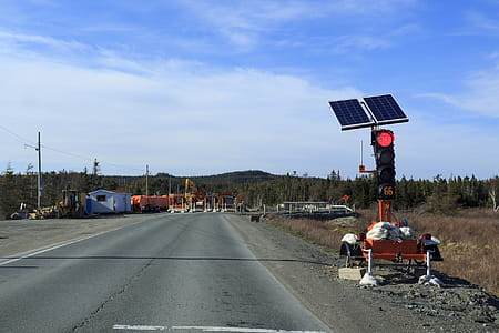 Road construction lights delaying traffic thumbnail