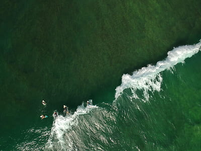green huge wave thumbnail