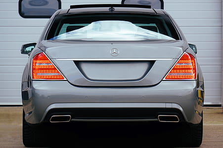 Gray Mercedes-benz Suv thumbnail