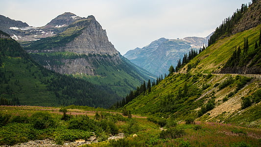 landscape photography of mountains thumbnail