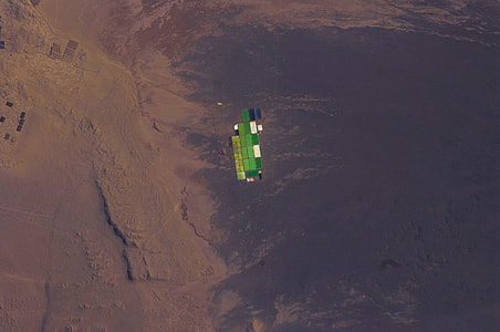 Salt evaporation ponds in the Atacama Desert thumbnail