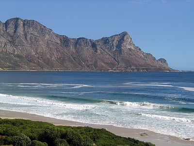 beach on island thumbnail