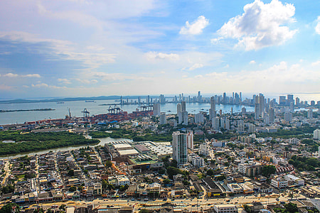 Cartagena de Indias cityscape thumbnail