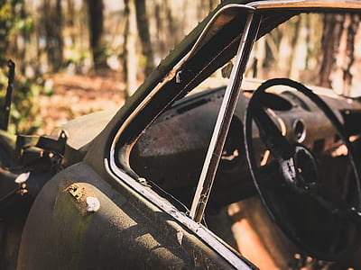 black and brown car thumbnail