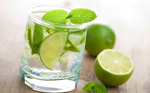 vodka lime cocktail thumbnail