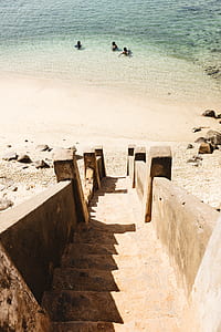 brown stairway thumbnail