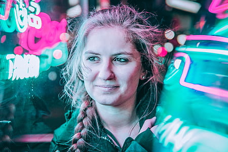 woman wearing zip-up jacket thumbnail