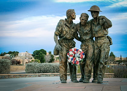 World War Army concrete statue thumbnail