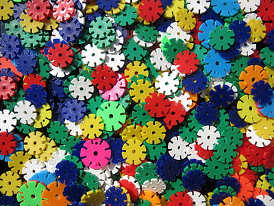 assorted-color puzzle toy lot thumbnail