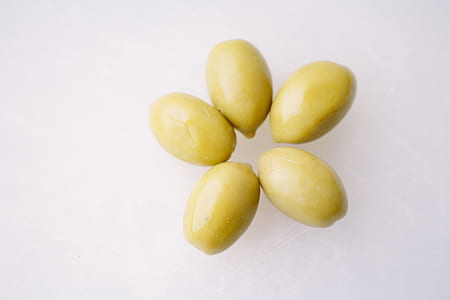 five yellow fruits thumbnail