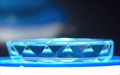 clear glass plate thumbnail