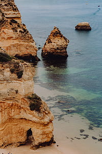 Camilo beach (Praia do Camilo) in Lagos, Algarve, Portugal thumbnail