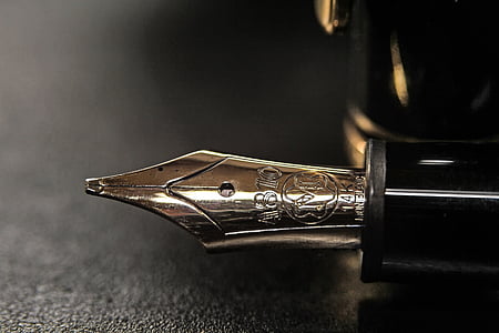 grey fountain pen thumbnail