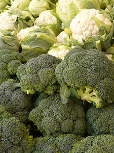 pile of broccoli and cauliflower thumbnail