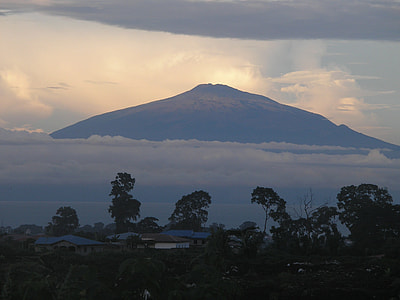 Mount Cameroon, Africa thumbnail