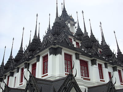 Loha Prasat Buddhist temple building in Bangkok thumbnail