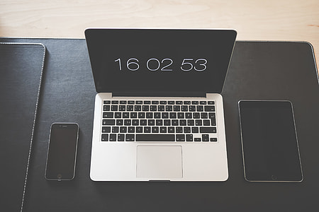 Simple Minimalistic Home Office Workspace Setup thumbnail