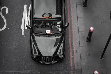 black car thumbnail