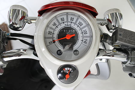 white and gray speedometer reading at 0 thumbnail