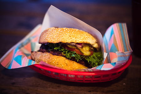 Hamburger on Red Tray thumbnail