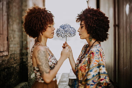 fashion, woman, friends, style thumbnail