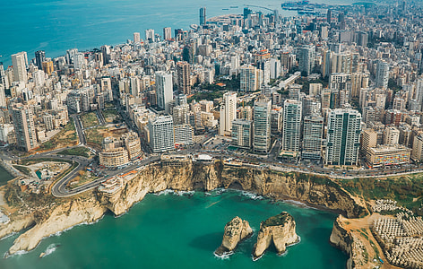bird's-eye view of cityscape thumbnail