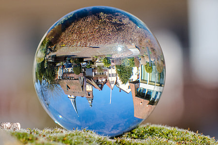ball refracting buildings thumbnail