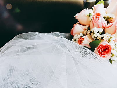 sheer veil on pink rose flower bouquet thumbnail