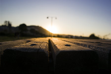 macro photography of brown wooden frame thumbnail