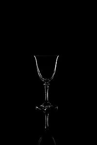 crystal clear wine glass thumbnail