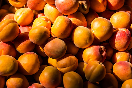 Fresh apricots captured on a fruit stall in Paris. Image captured with a Canon 6D thumbnail