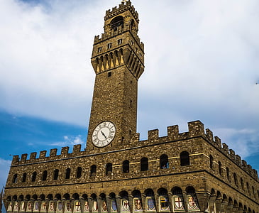 cathedral and clock thumbnail